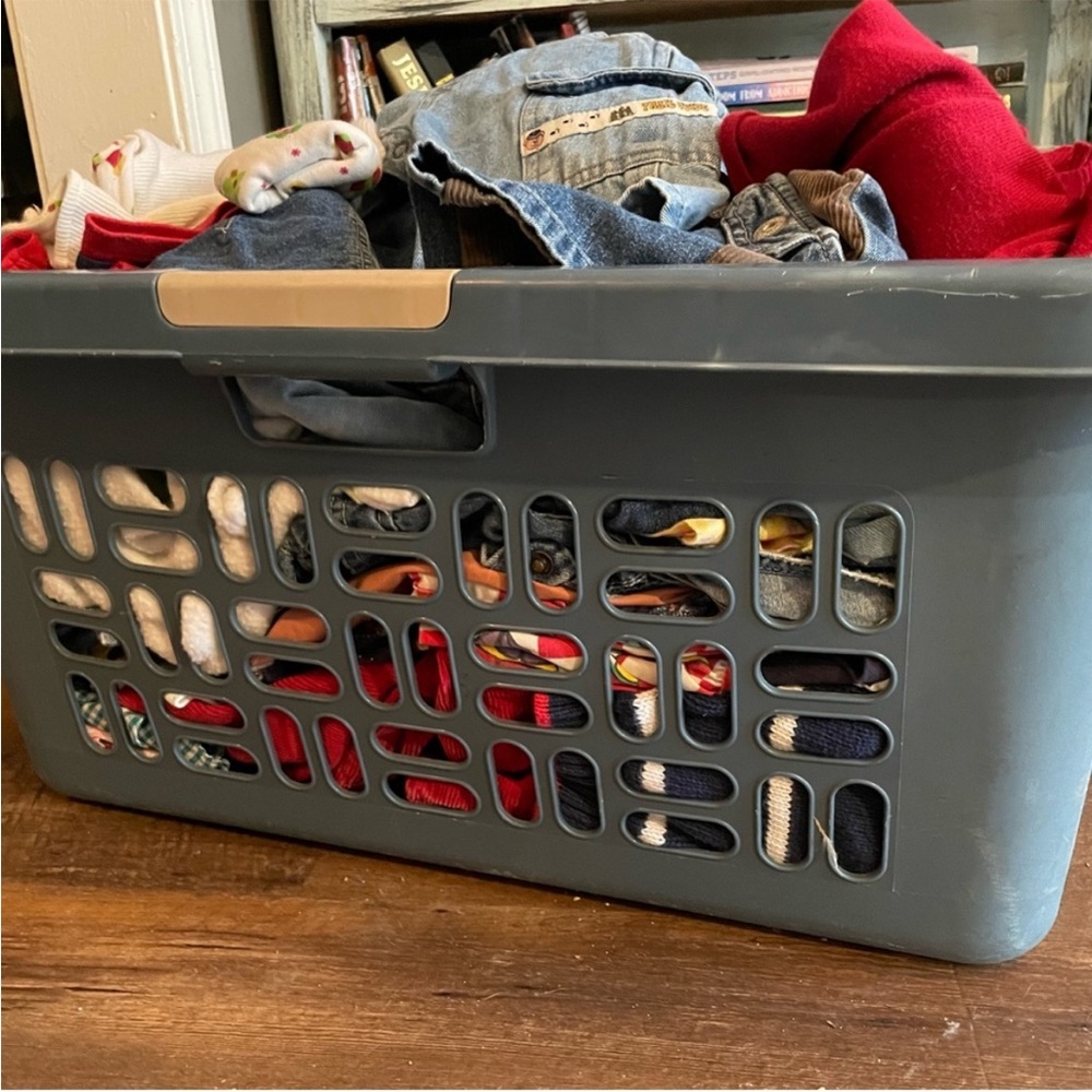 Reserved! 3 sacks of vintage/casual clothes plus free modern items